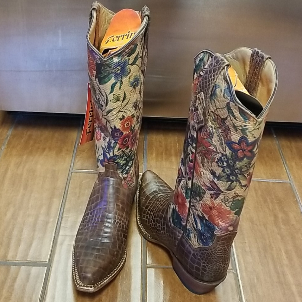 Ferrini Western Boot - Picture 3 of 13